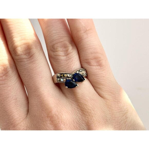Blue Sapphire & Marcasite Accented 925 Sterling Silver Vintage Ring - sz 6.75 - Picture 12 of 13